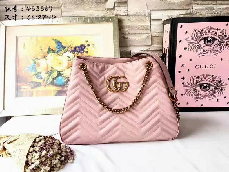 Gucci Handbags 277